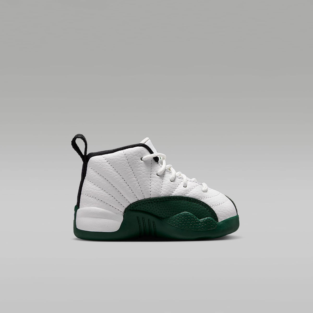 Jordan 12 Retro "Idols Become Rivals" – Blanco cumbre/Morado feroz/Morado feroz/Verde desfiladero – vista 3