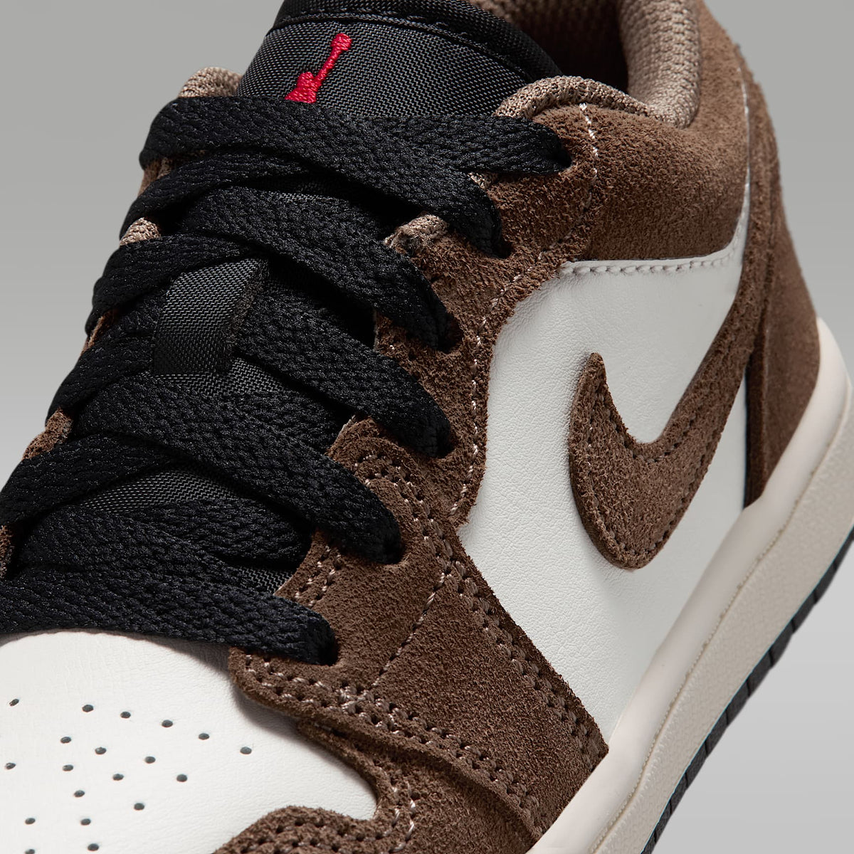 Jordan 1 Low – Pelaje pardo/Fantasma/Vela/Negro – vista 7