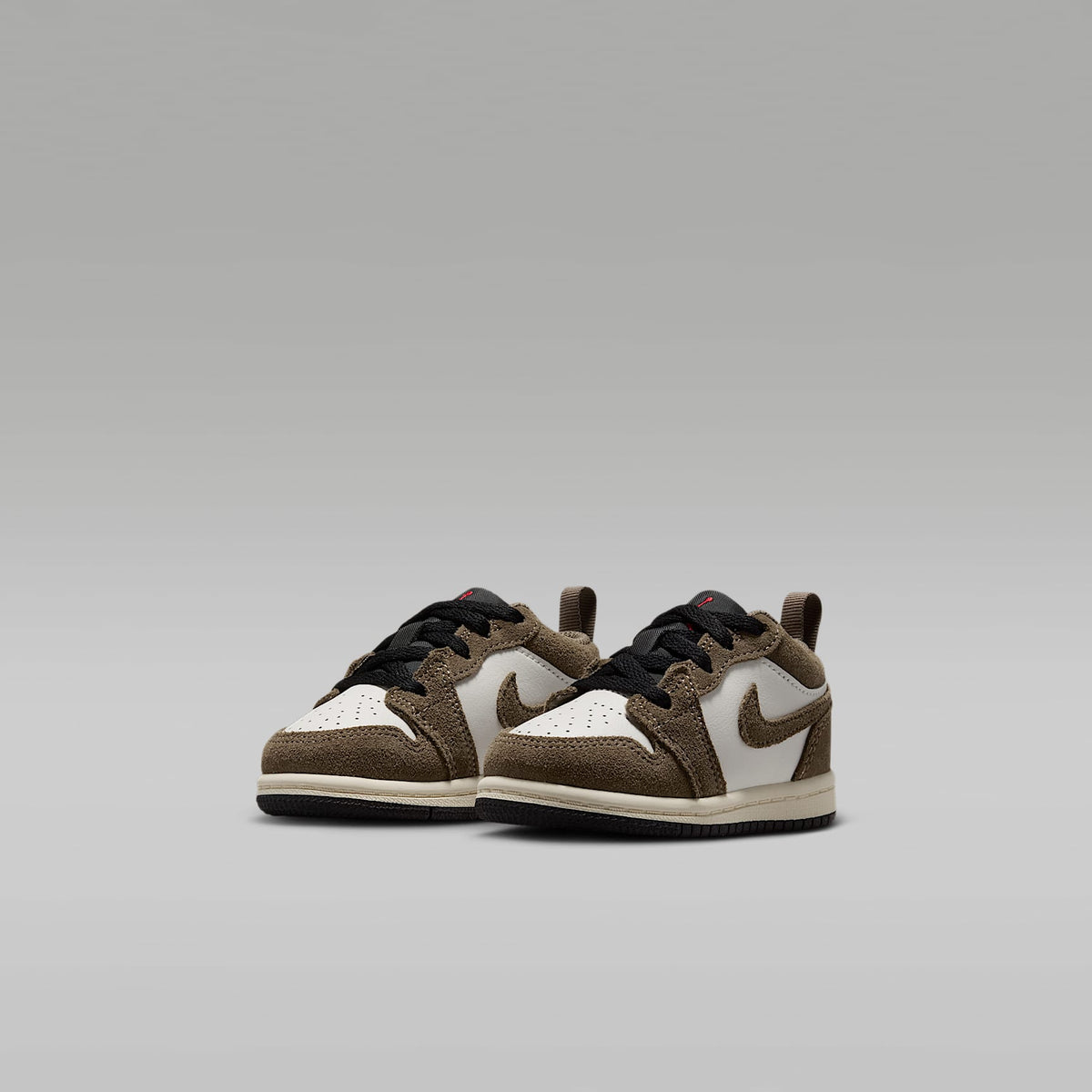 Jordan 1 Low – Pelaje pardo/Fantasma/Vela/Negro – vista 5