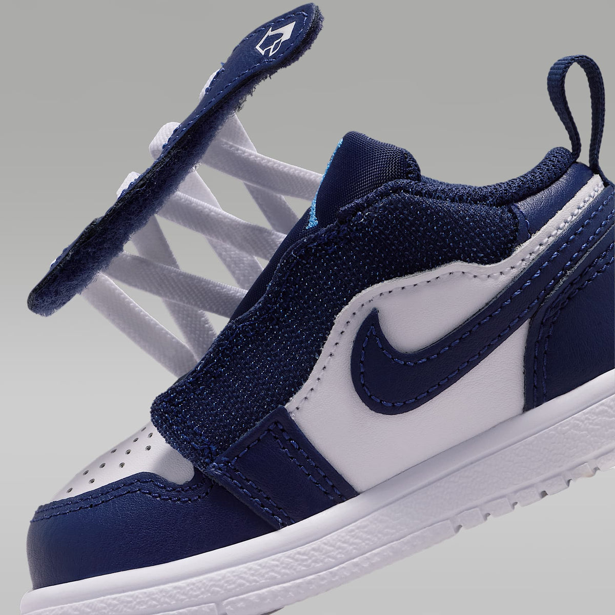 Jordan 1 Low Alt – Azul marino medianoche/Blanco/Azul universitario – vista 8