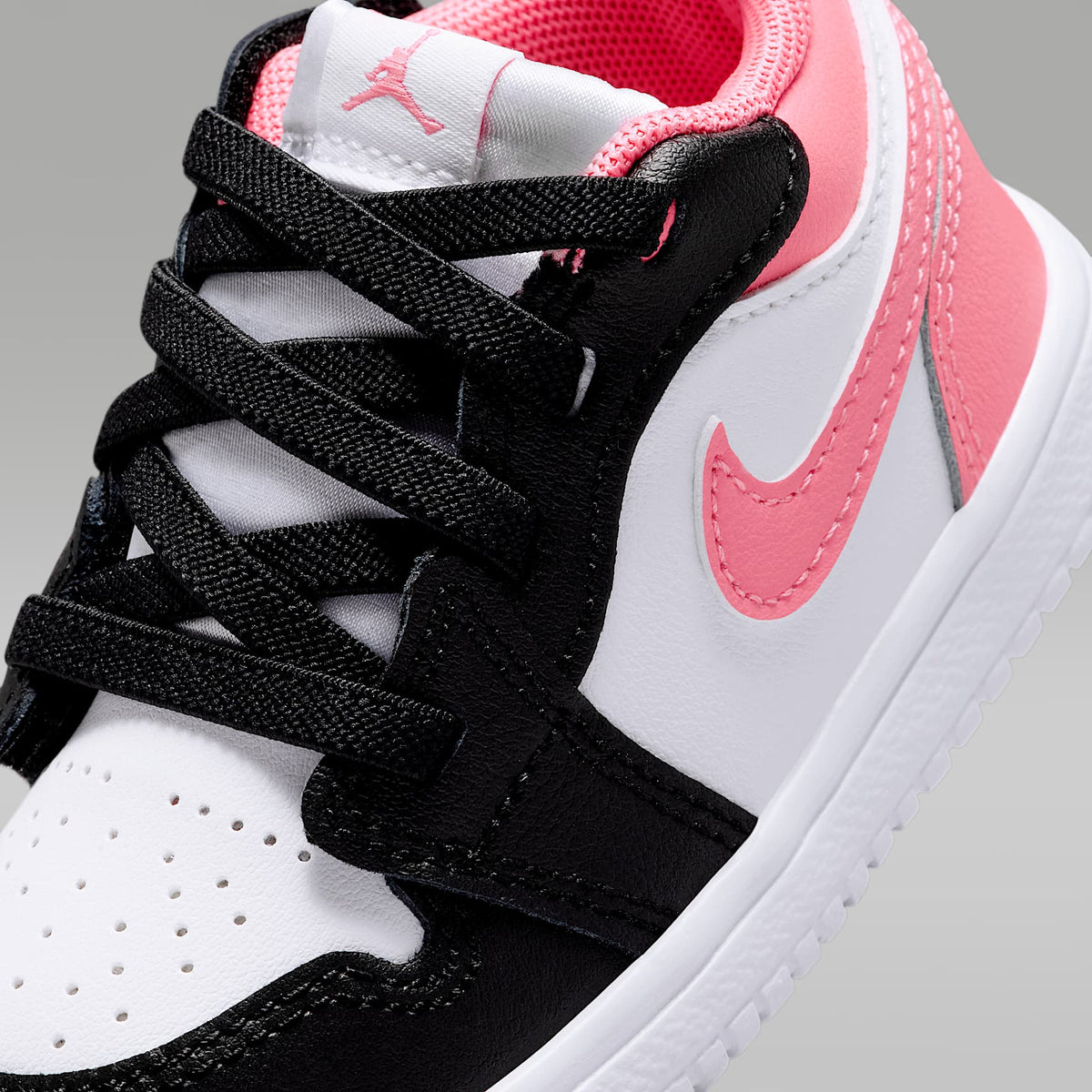 Jordan 1 Low Alt – Negro/Blanco/Rosa mirada – vista 7