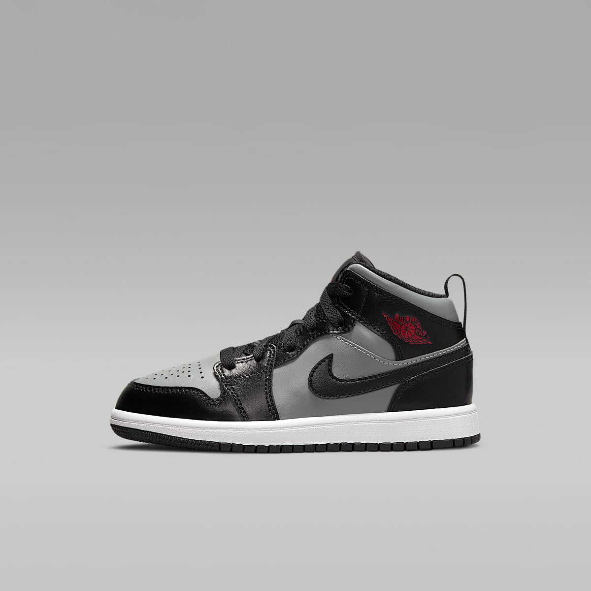 Jordan 1 Mid – Negro/Gris partícula/Blanco/Rojo gimnasio – vista 1