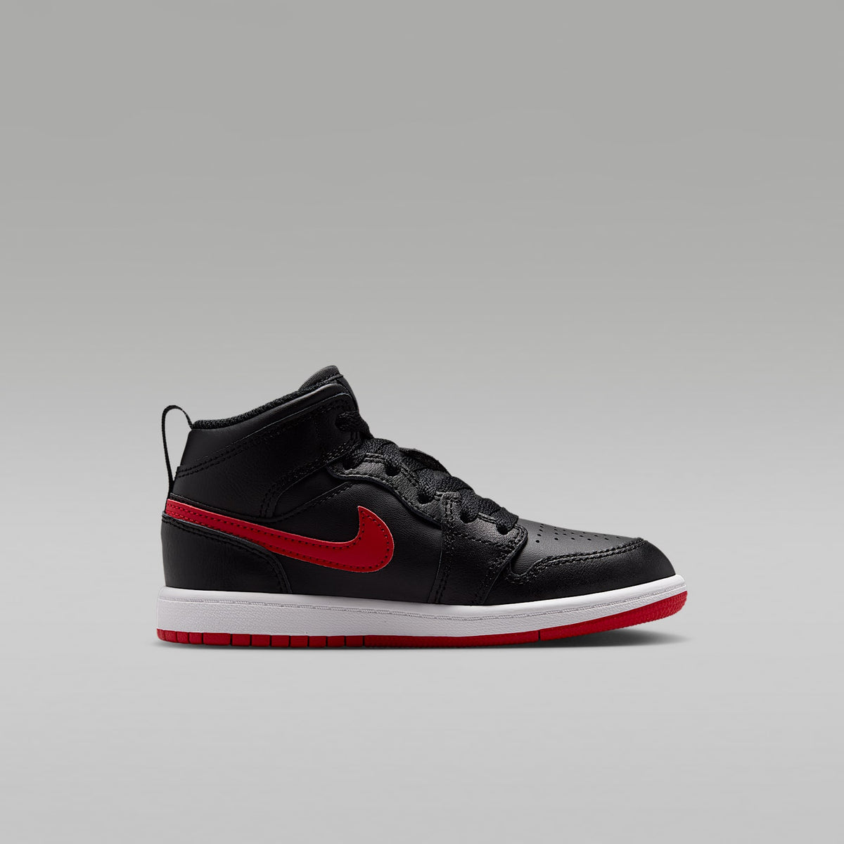 Jordan 1 Mid – Negro/Blanco/Rojo universitario – vista 3