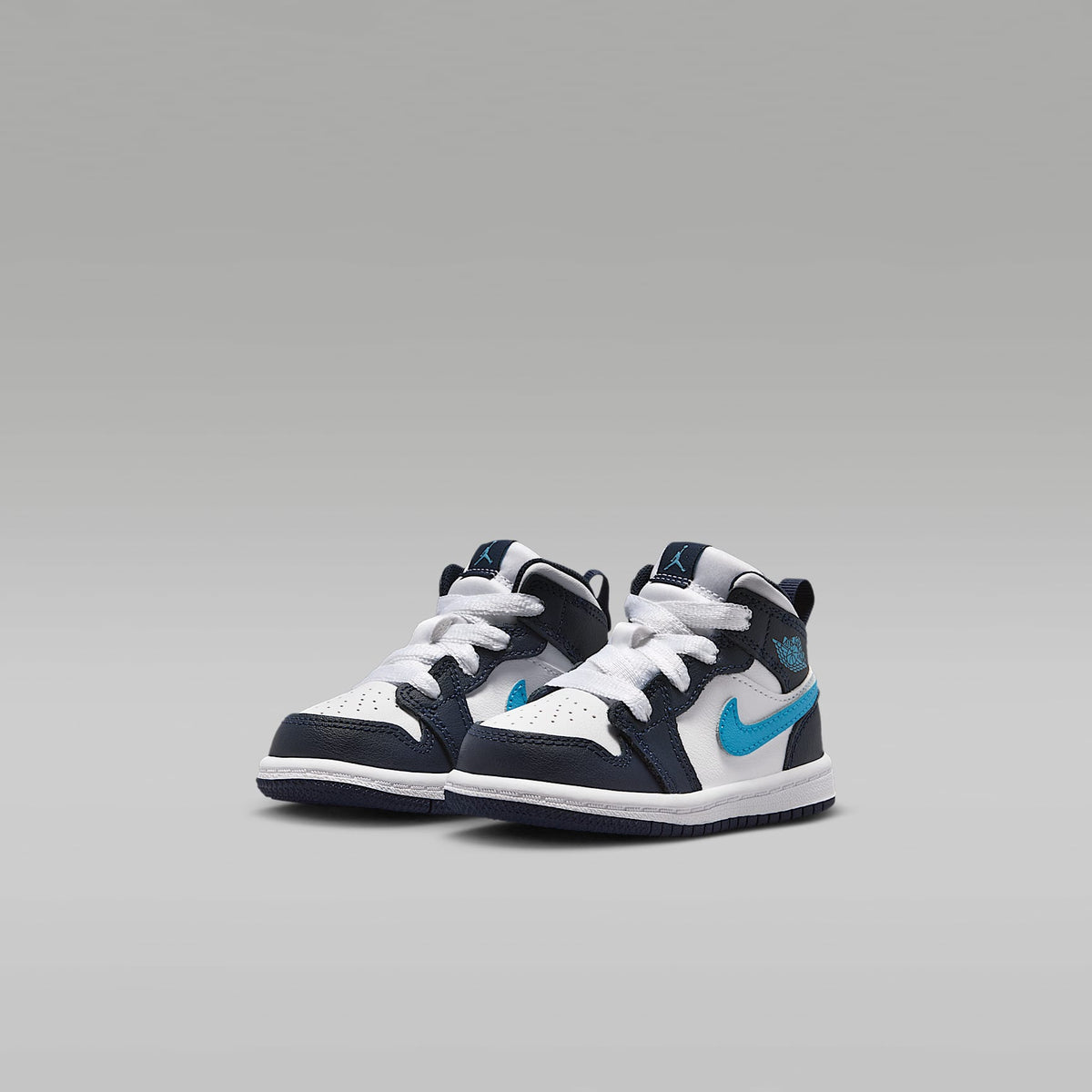 Jordan 1 Mid – Obsidiana/Blanco/Azul celeste oscuro – vista 5