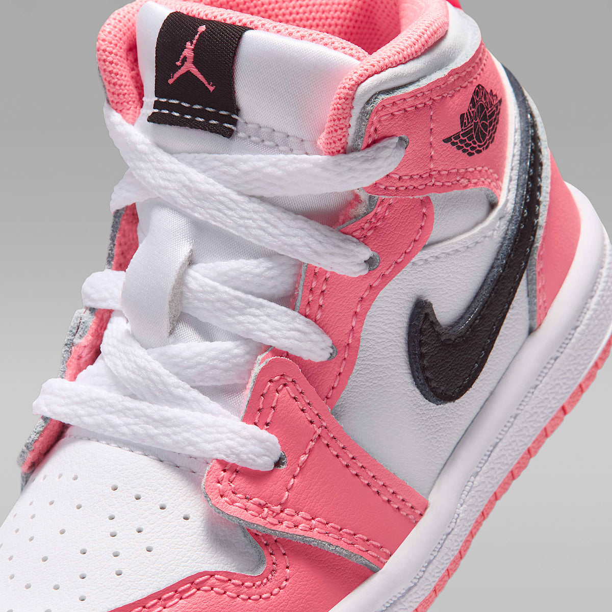 Jordan 1 Mid – Rosa mirada/Blanco/Negro – vista 7