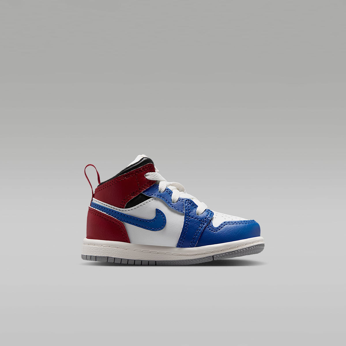 Jordan 1 Mid – Azul genuino/Rojo universitario/Negro/Blanco cumbre – vista 3