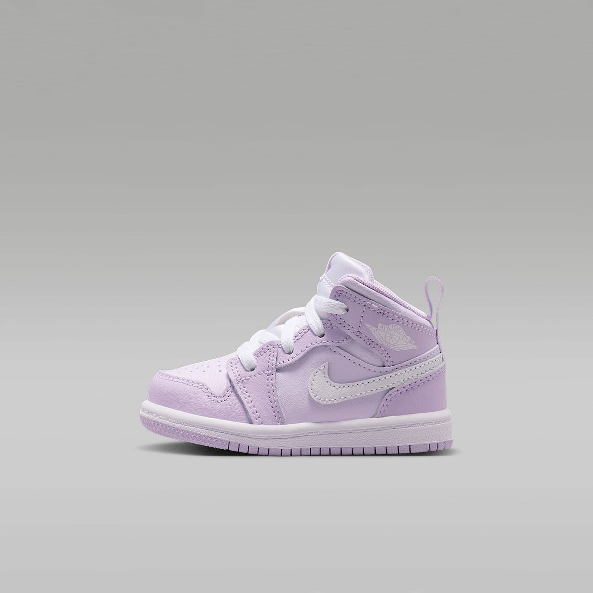 Jordan 1 Mid – Bruma violeta/Uva ligero/Blanco – vista 1