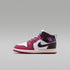 Jordan 1 Mid SE – Remolacha dulce/Sombrío apagado/Blanco/Rosa desierto – vista 1