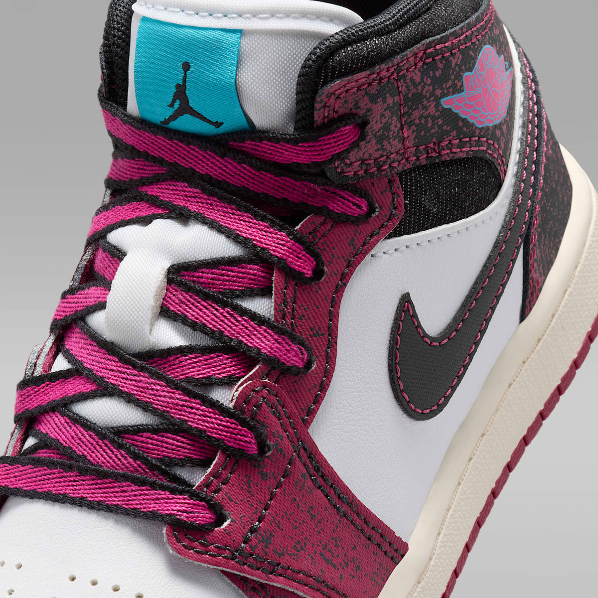 Jordan 1 Mid SE – Remolacha dulce/Sombrío apagado/Blanco/Rosa desierto – vista 7