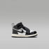 Jordan 1 Mid SE – Negro/Plata metalizado/Vela/Oro metalizado – vista 3