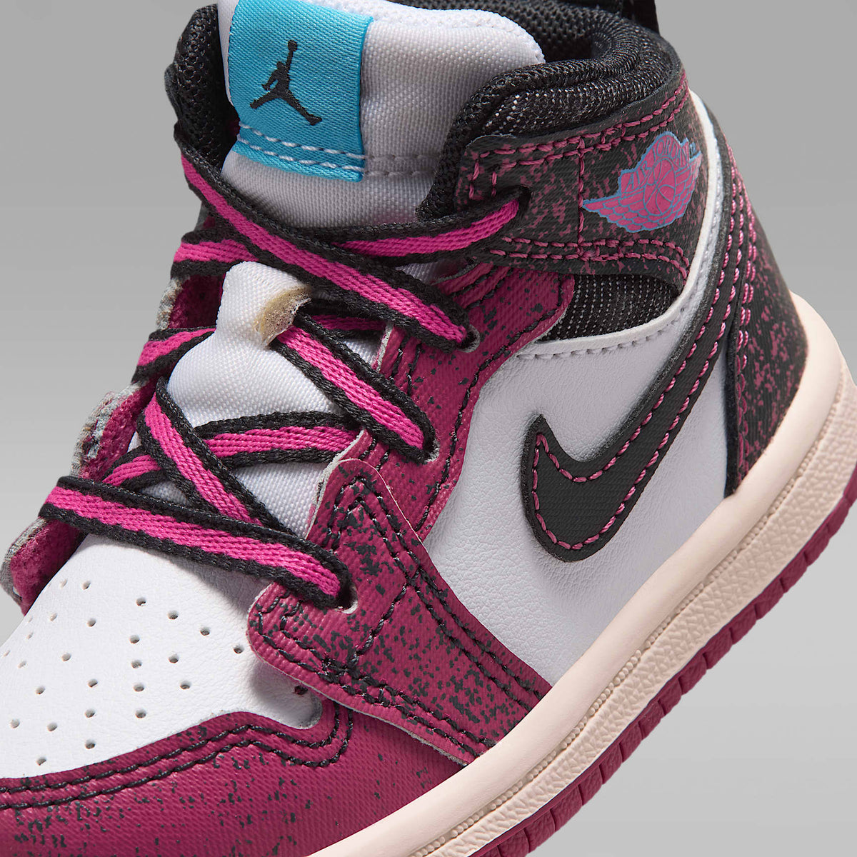 Jordan 1 Mid SE – Remolacha dulce/Sombrío apagado/Blanco/Rosa desierto – vista 7