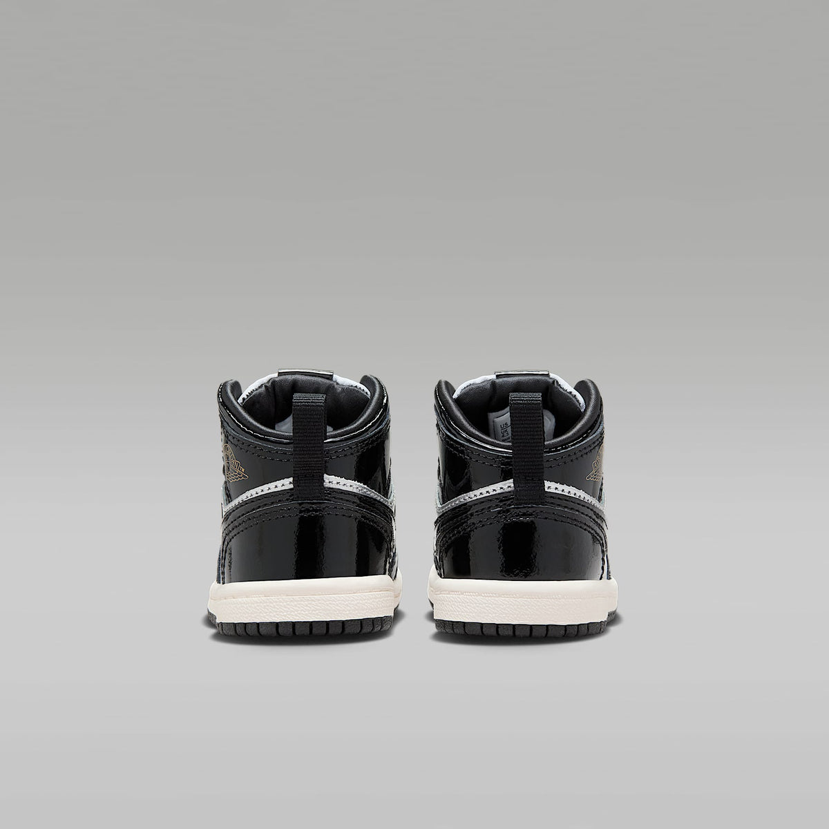 Jordan 1 Mid SE – Negro/Plata metalizado/Vela/Oro metalizado – vista 6