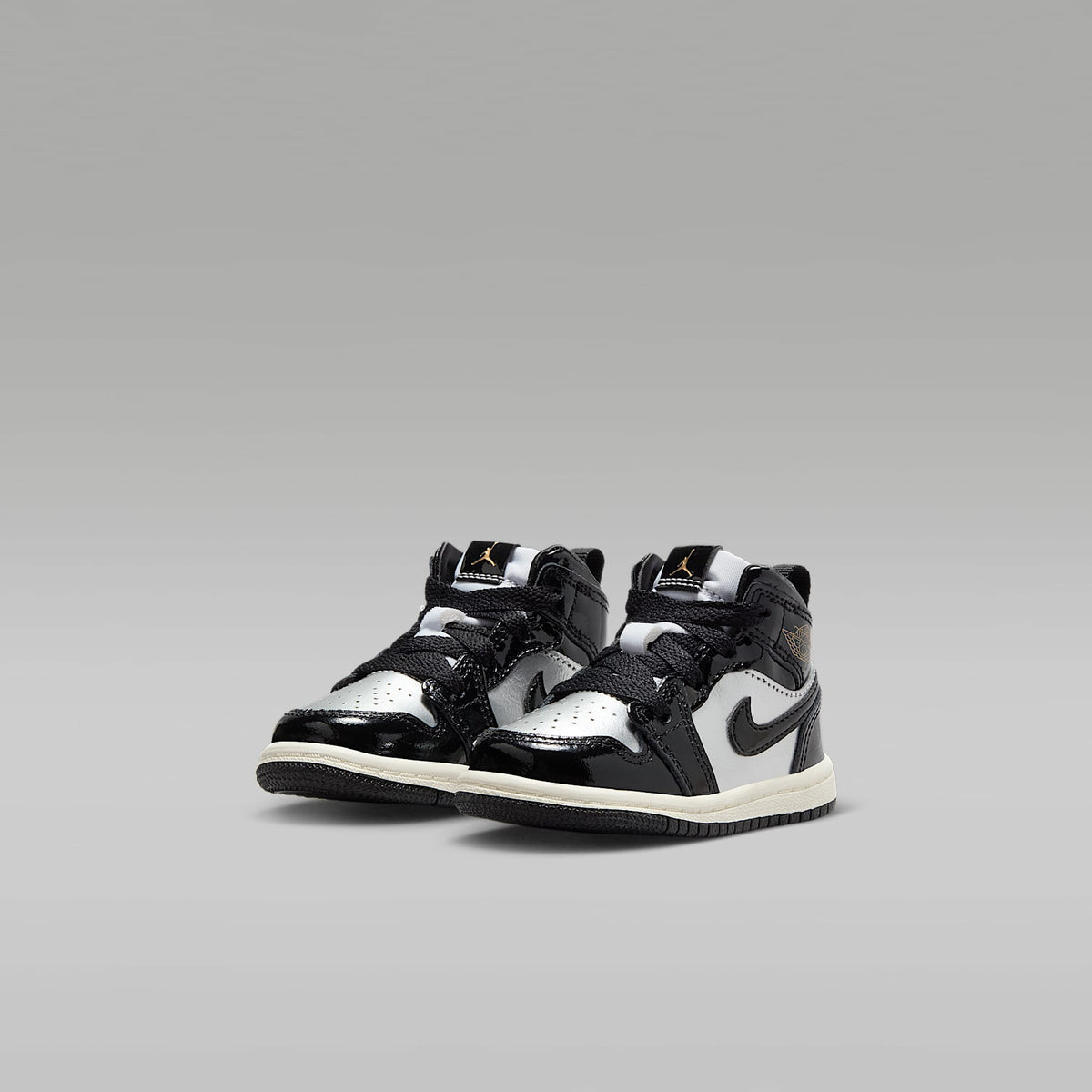 Jordan 1 Mid SE – Negro/Plata metalizado/Vela/Oro metalizado – vista 5