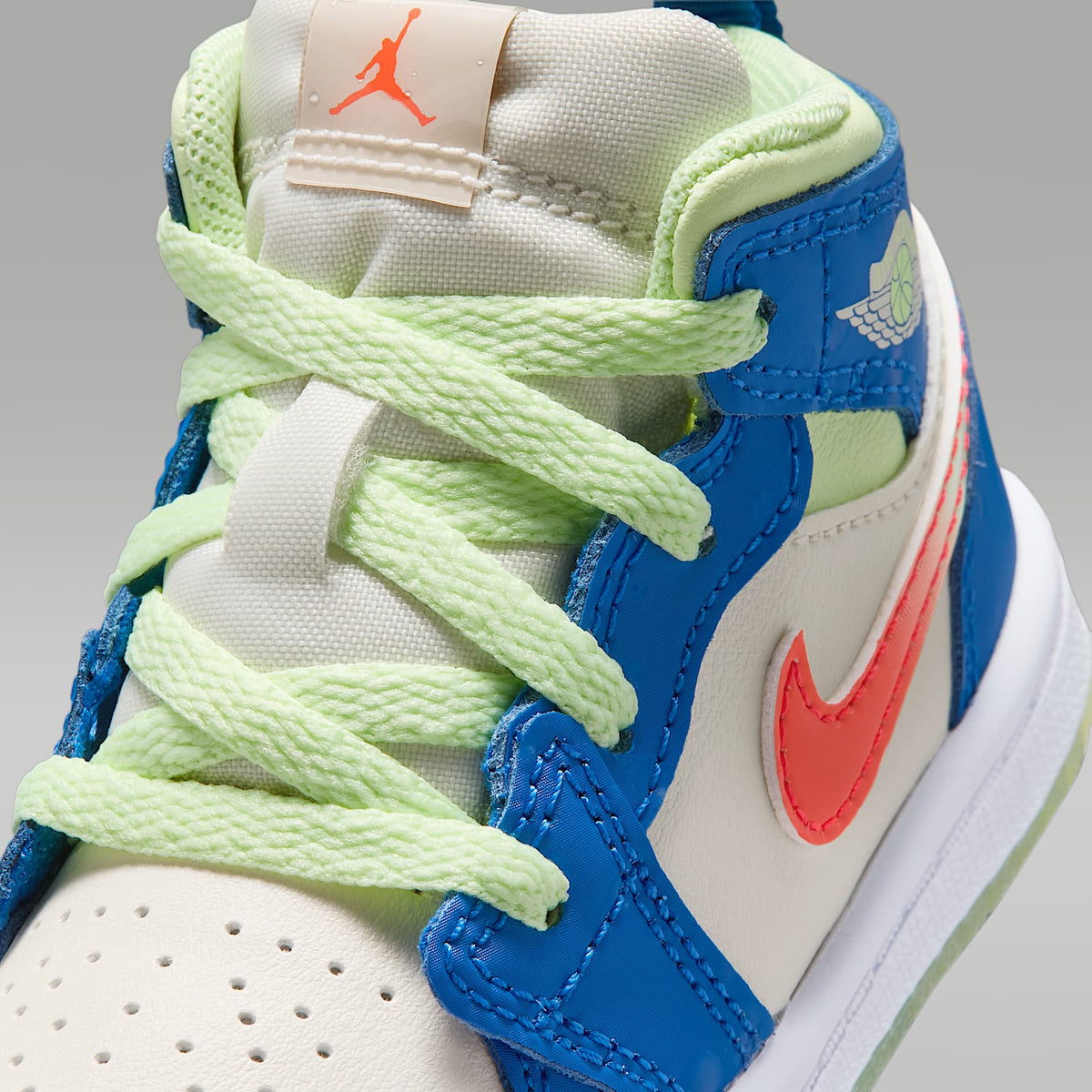 Jordan 1 Mid SE – Royal juego/Voltio ligero/Infrarrojo 23/Marfil pálido – vista 7