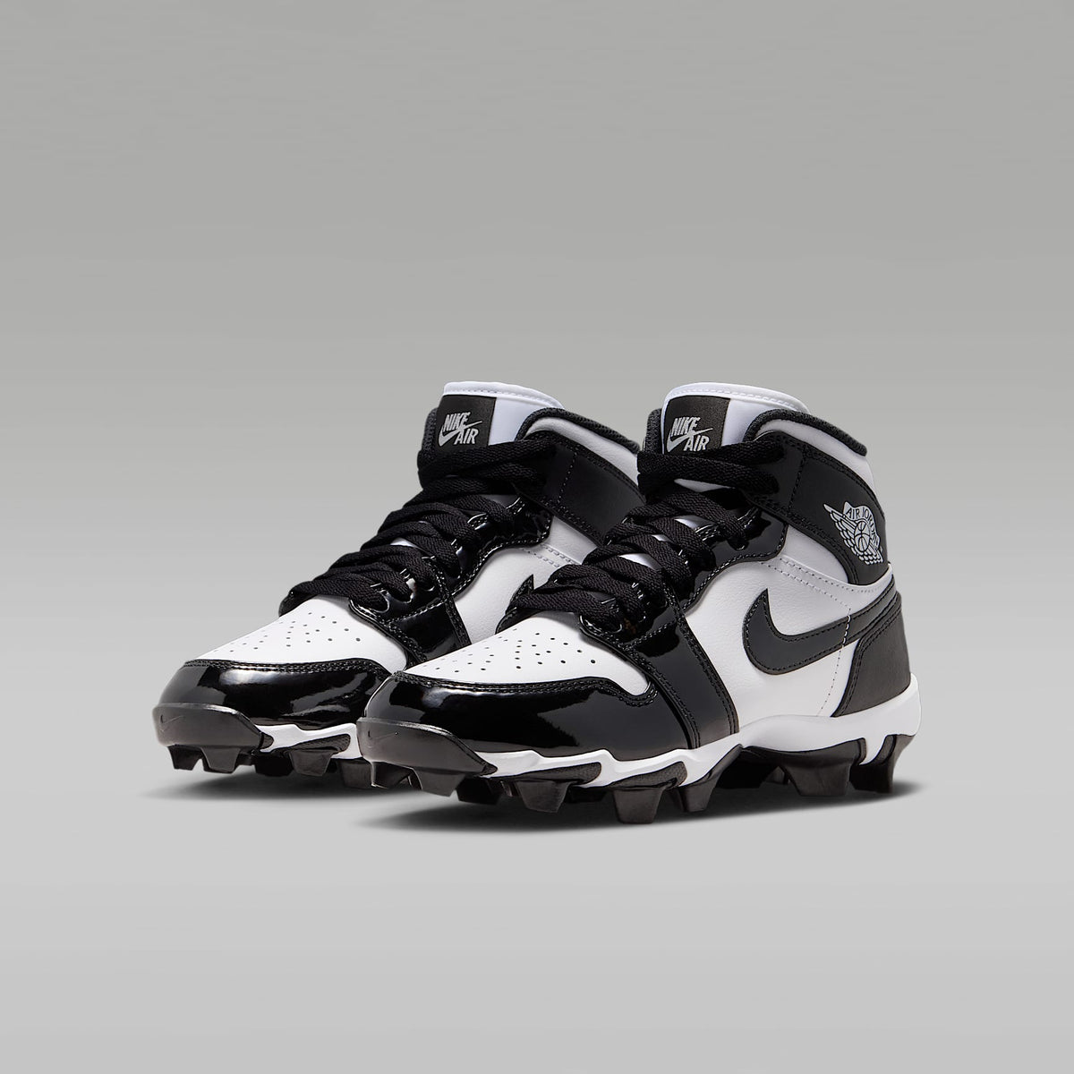 Jordan 1 Mid – Blanco/Negro/Negro – vista 5