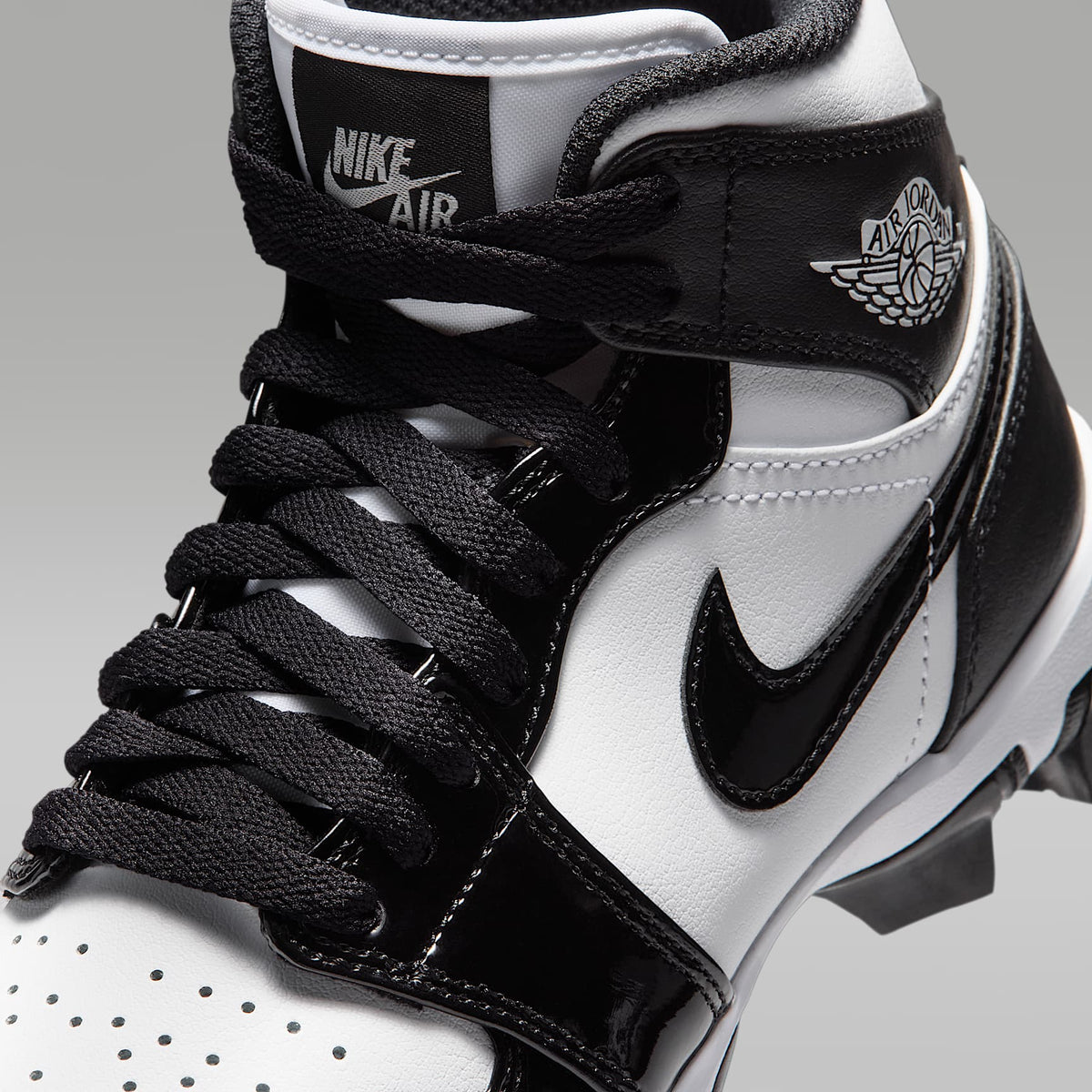 Jordan 1 Mid – Blanco/Negro/Negro – vista 8
