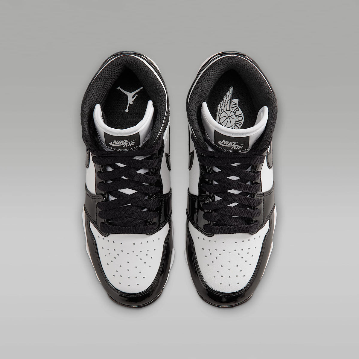 Jordan 1 Mid – Blanco/Negro/Negro – vista 4