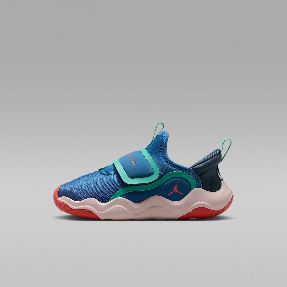 Jordan 23/7.2 EasyOn – Azul genuino/Zorro azul/Verde cinético/Rojo pista – vista 1