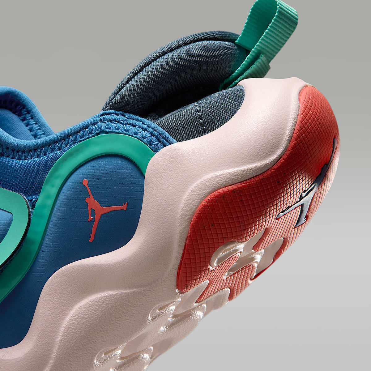 Jordan 23/7.2 EasyOn – Azul genuino/Zorro azul/Verde cinético/Rojo pista – vista 9