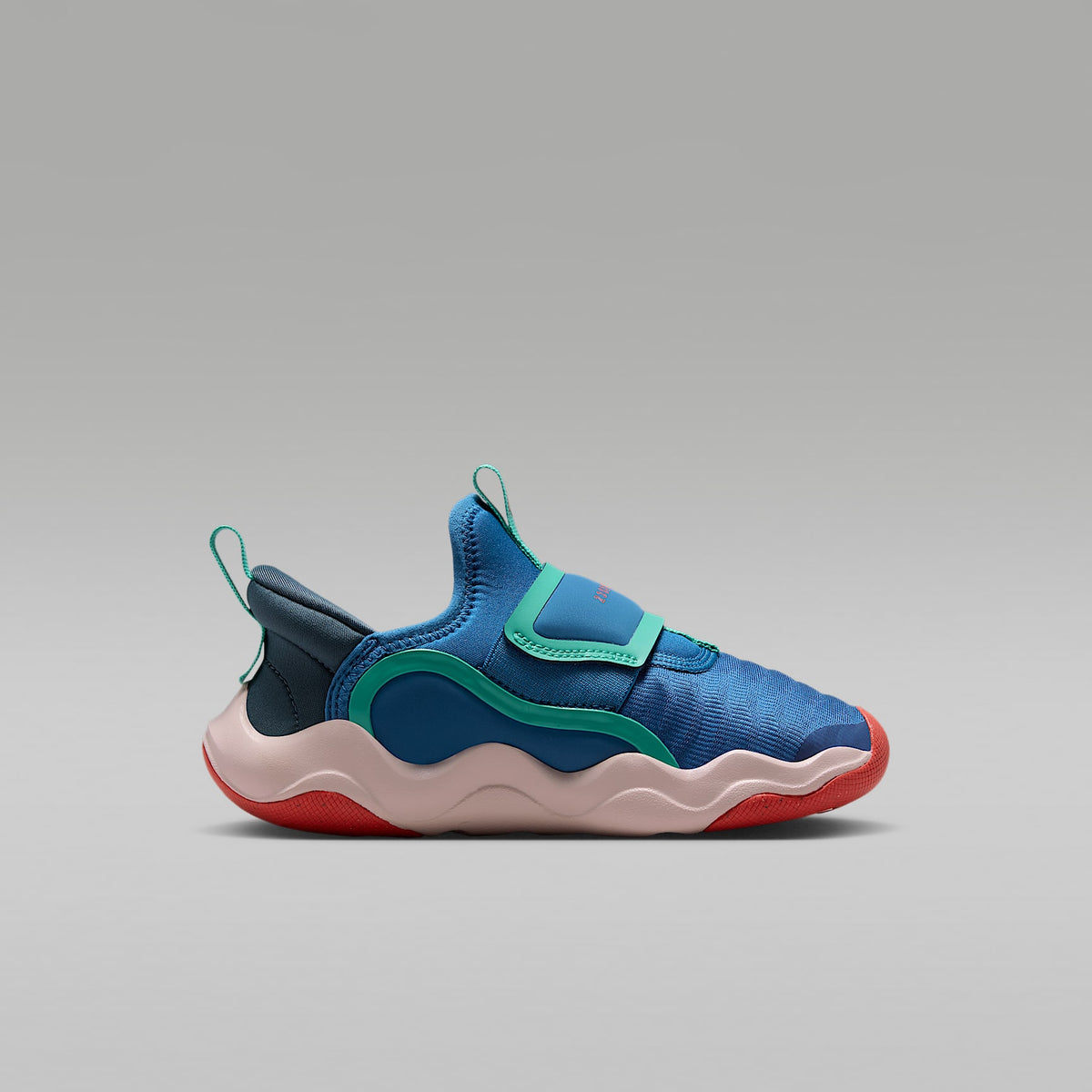 Jordan 23/7.2 EasyOn – Azul genuino/Zorro azul/Verde cinético/Rojo pista – vista 3