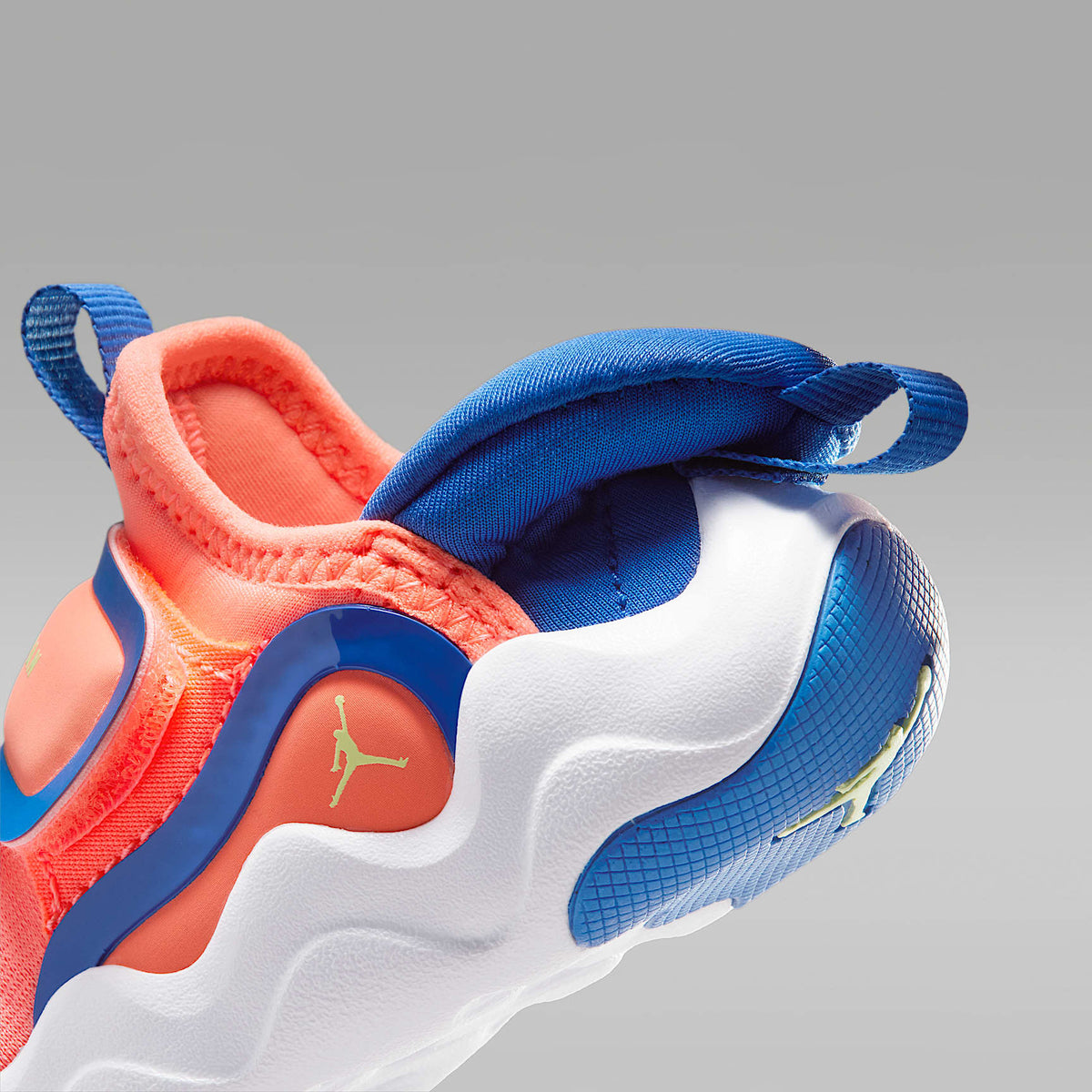 Jordan 23/7.2 EasyOn – Mango brillante/Royal juego/Blanco/Voltio ligero – vista 8
