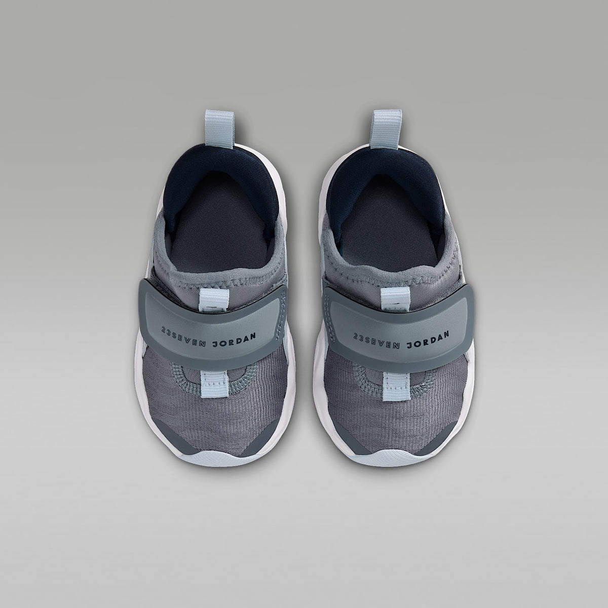 Jordan 23/7.2 EasyOn – Gris azulado/Obsidiana/Halo/Obsidiana – vista 4