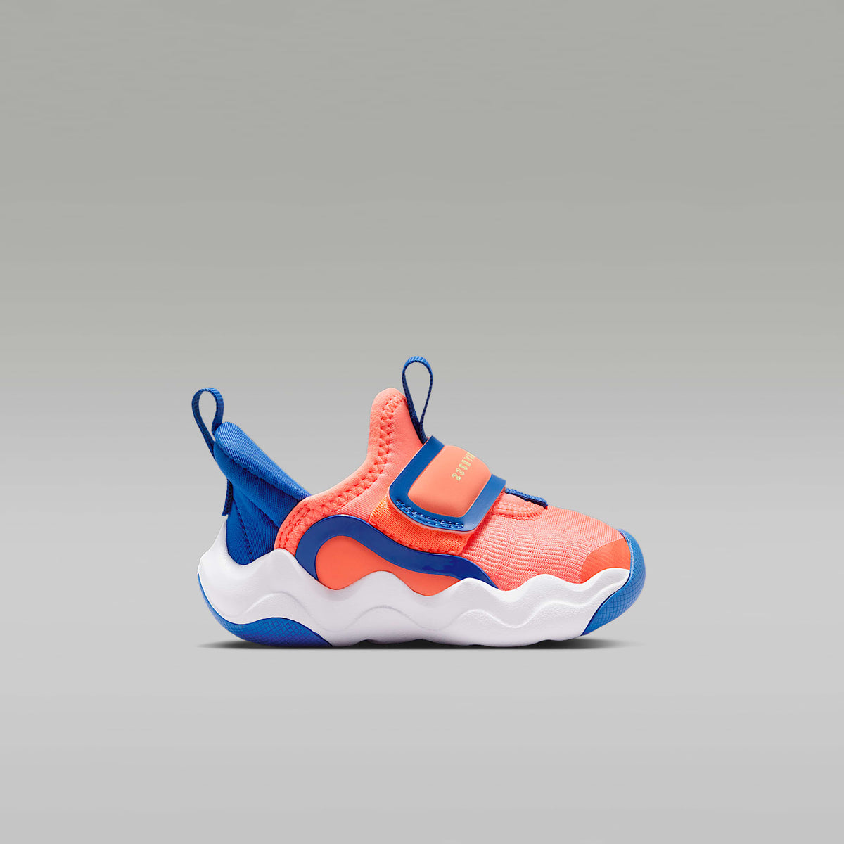 Jordan 23/7.2 EasyOn – Mango brillante/Royal juego/Blanco/Voltio ligero – vista 3
