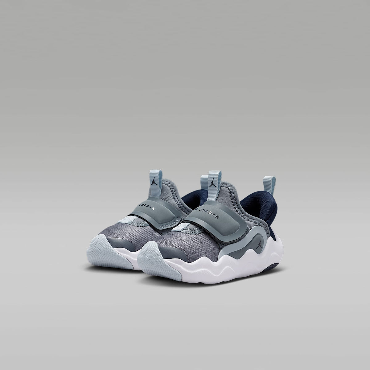 Jordan 23/7.2 EasyOn – Gris azulado/Obsidiana/Halo/Obsidiana – vista 5
