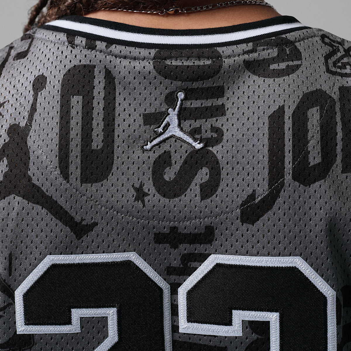 Jersey estampado 23 para niños talla grande Jordan – Gris humo – vista 5