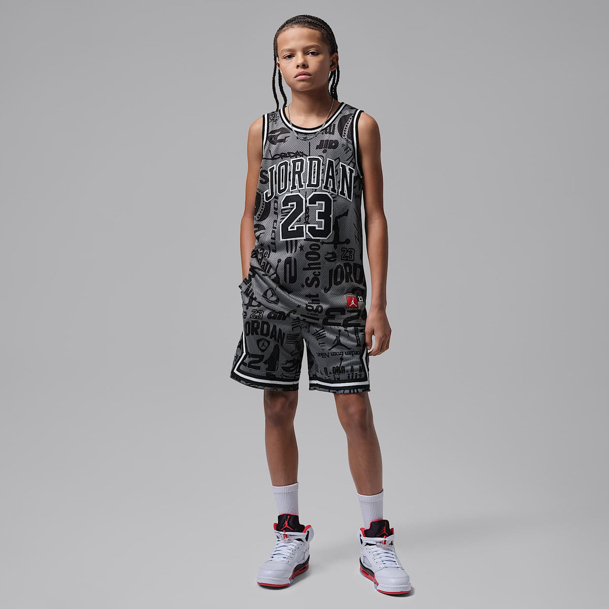 Jersey estampado 23 para niños talla grande Jordan – Gris humo – vista 8