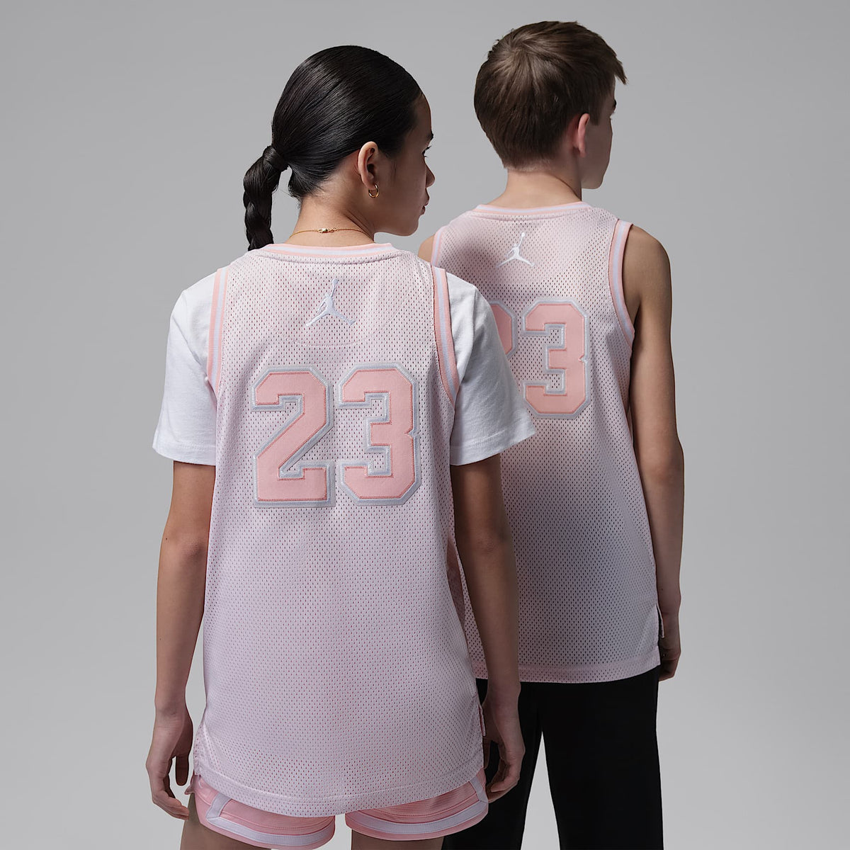 Playera para niños talla grande 23 Jordan – Rosa perla – vista 2