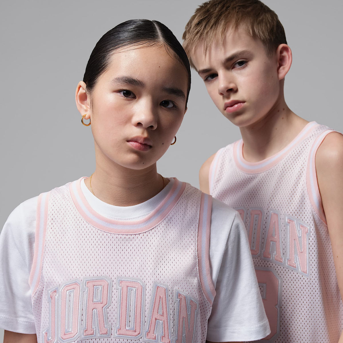 Playera para niños talla grande 23 Jordan – Rosa perla – vista 3