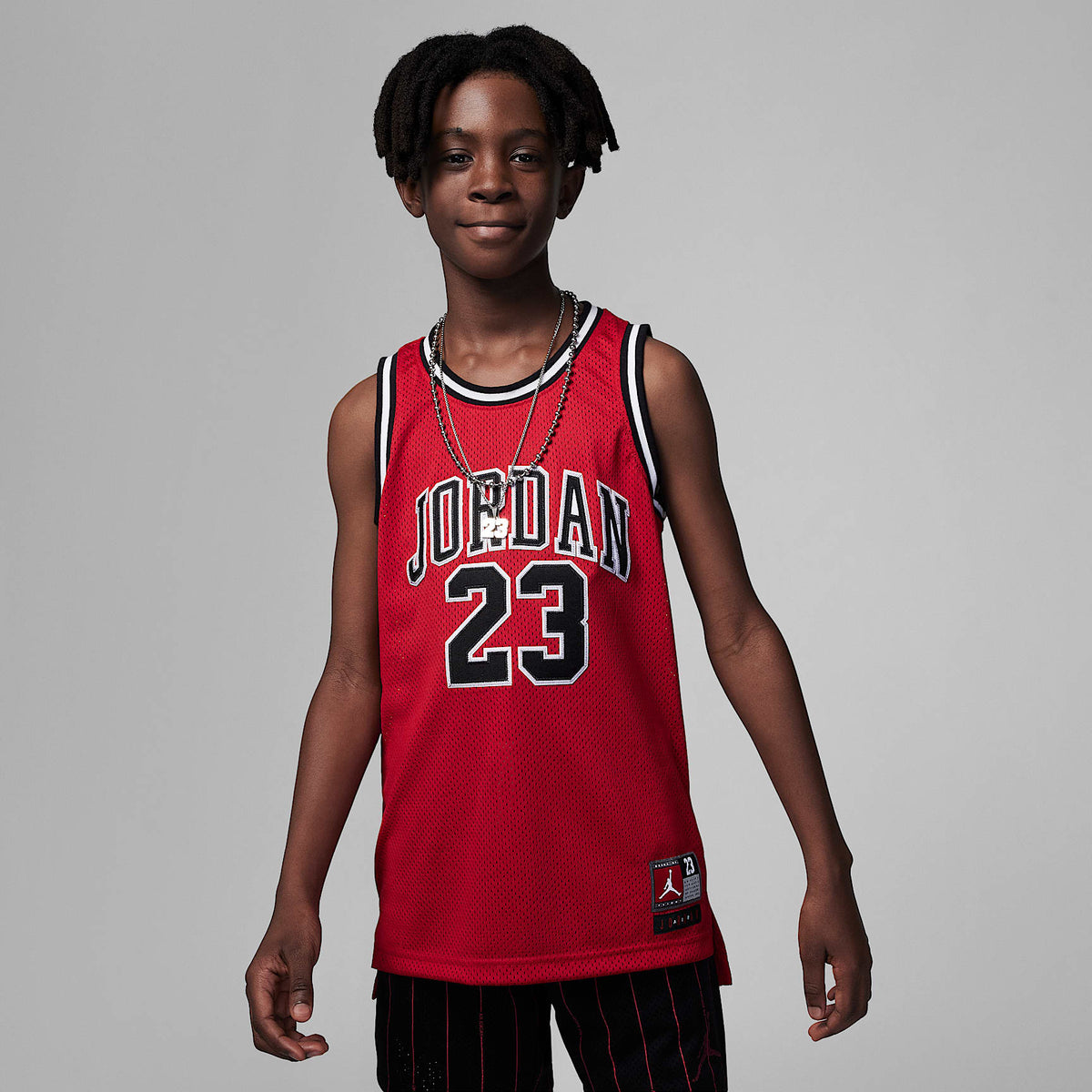 Playera para niños talla grande 23 Jordan – Rojo gimnasio – vista 1