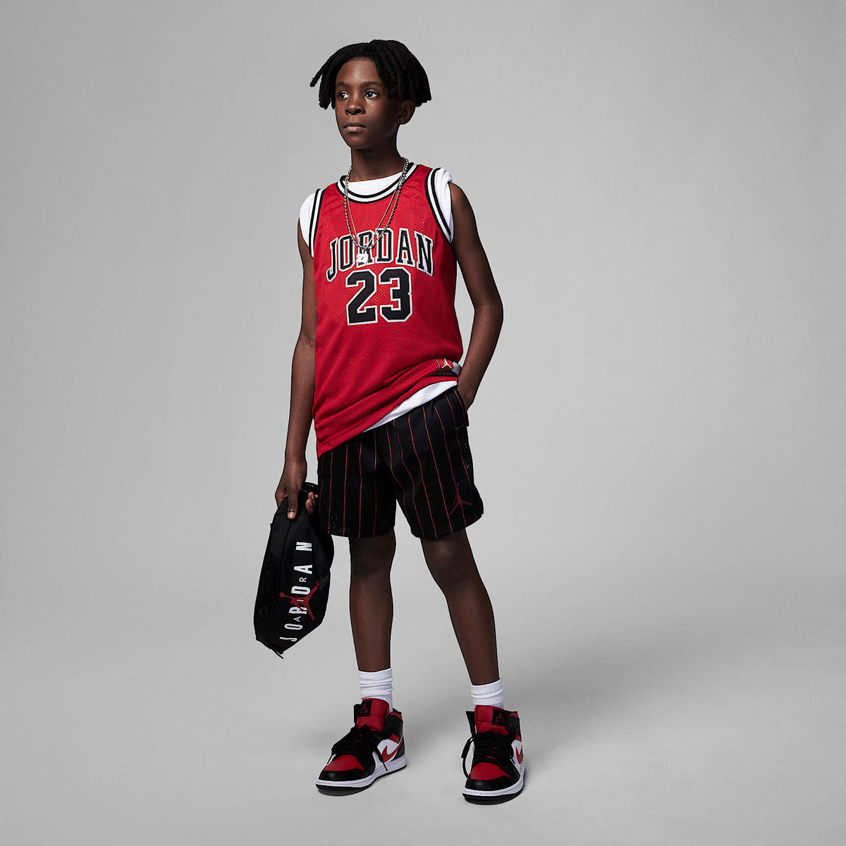 Playera para niños talla grande 23 Jordan – Rojo gimnasio – vista 5