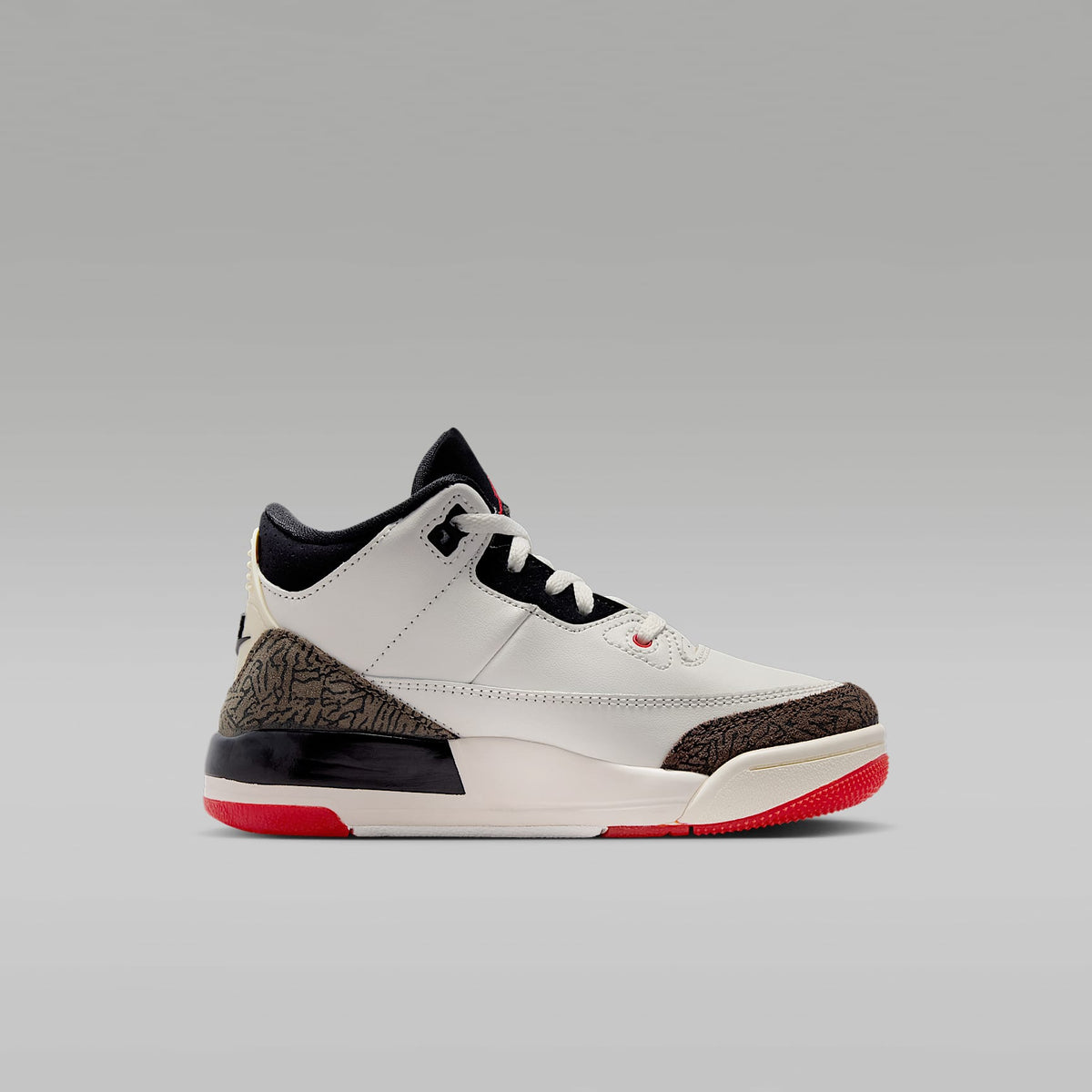 Jordan 3 "World's Best" – Vela/Rojo universitario/Marfil pálido/Negro – vista 3