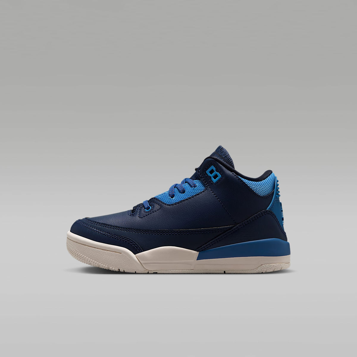 Jordan 3 Retro "Sport Renaissance" – Obsidiana/Rojo pista/Tiza/Tiza – vista 1
