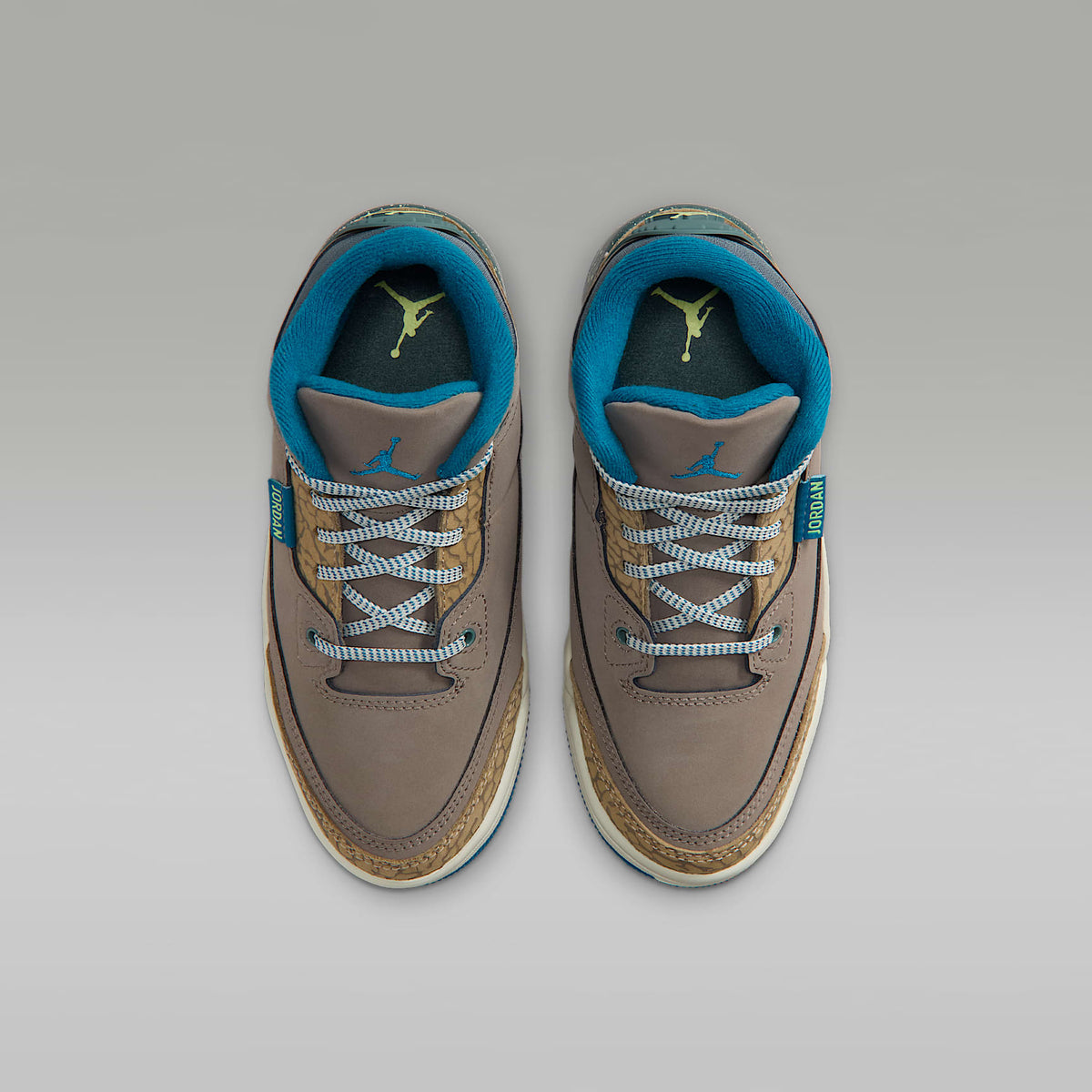 Jordan 3 Retro – Gris oliva/Caqui/Mar de cristal/Verde abismo – vista 4