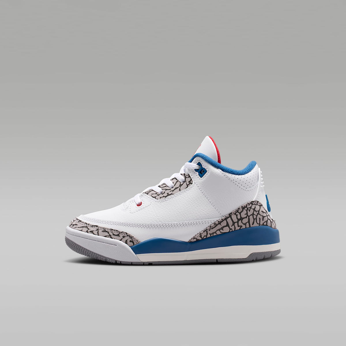 Jordan 3 Retro "True Blue" – Blanco/Azul genuino/Gris cemento/Rojo pasión – vista 1