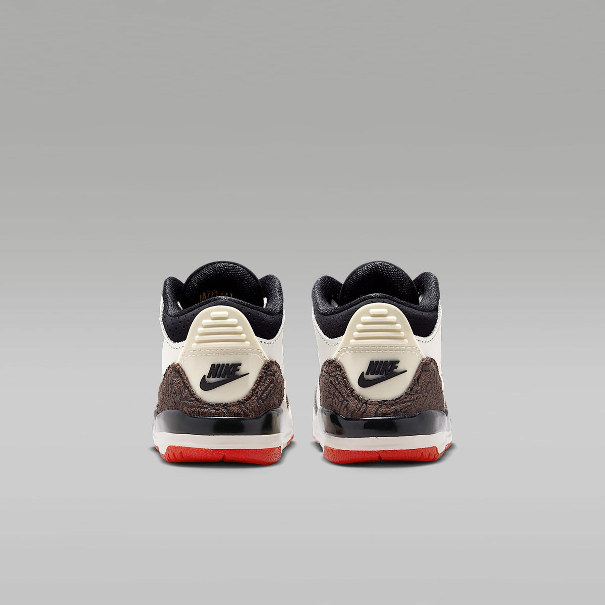 Jordan 3 "World's Best" – Vela/Rojo universitario/Marfil pálido/Negro – vista 6