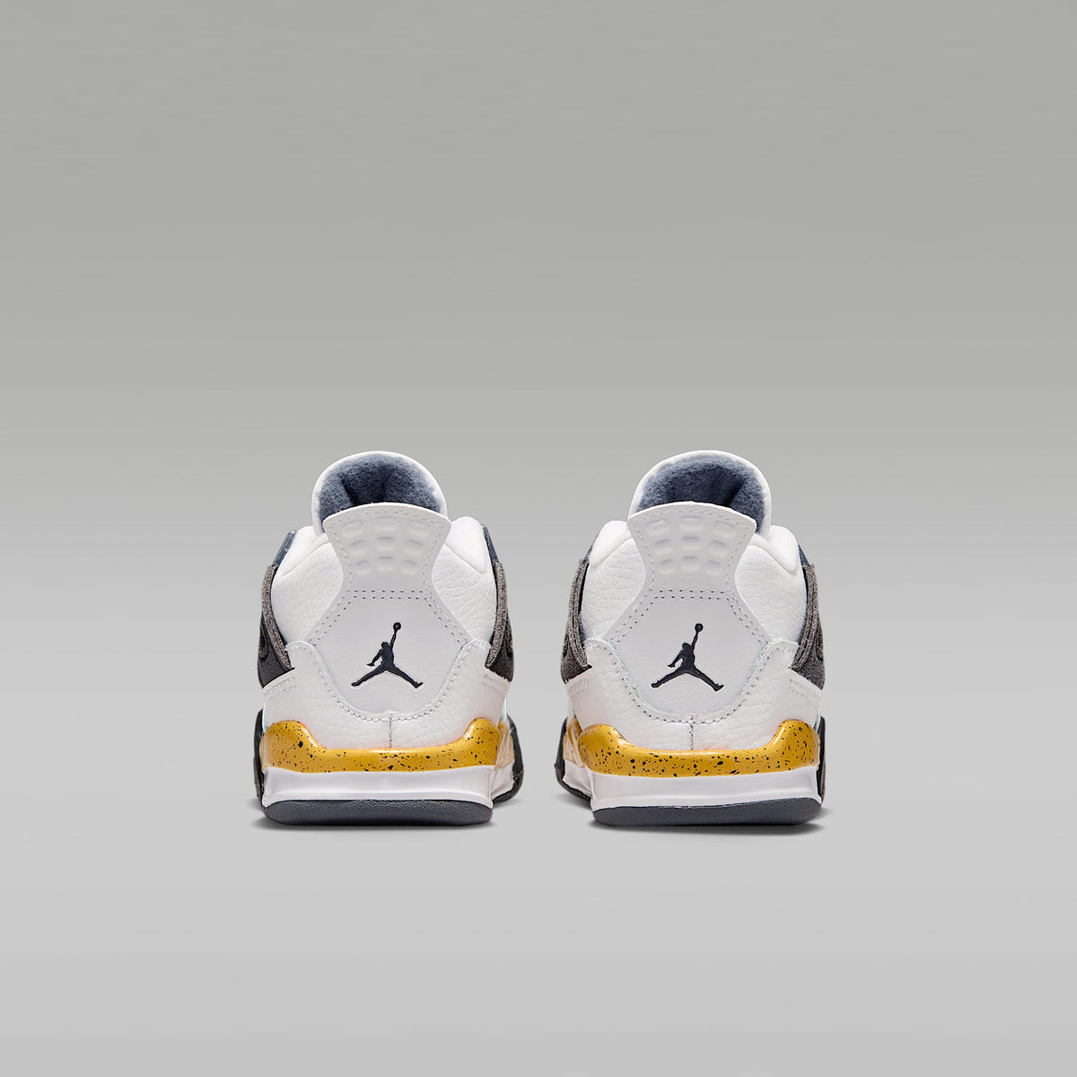 Jordan 4 Retro "Tour Yellow" – Blanco/Gris azul oscuro/Negro/Amarillo tour – vista 6