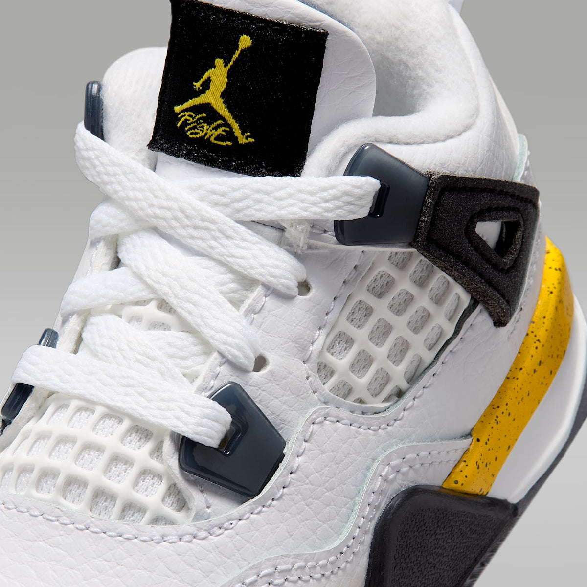 Jordan 4 Retro "Tour Yellow" – Blanco/Gris azul oscuro/Negro/Amarillo tour – vista 7