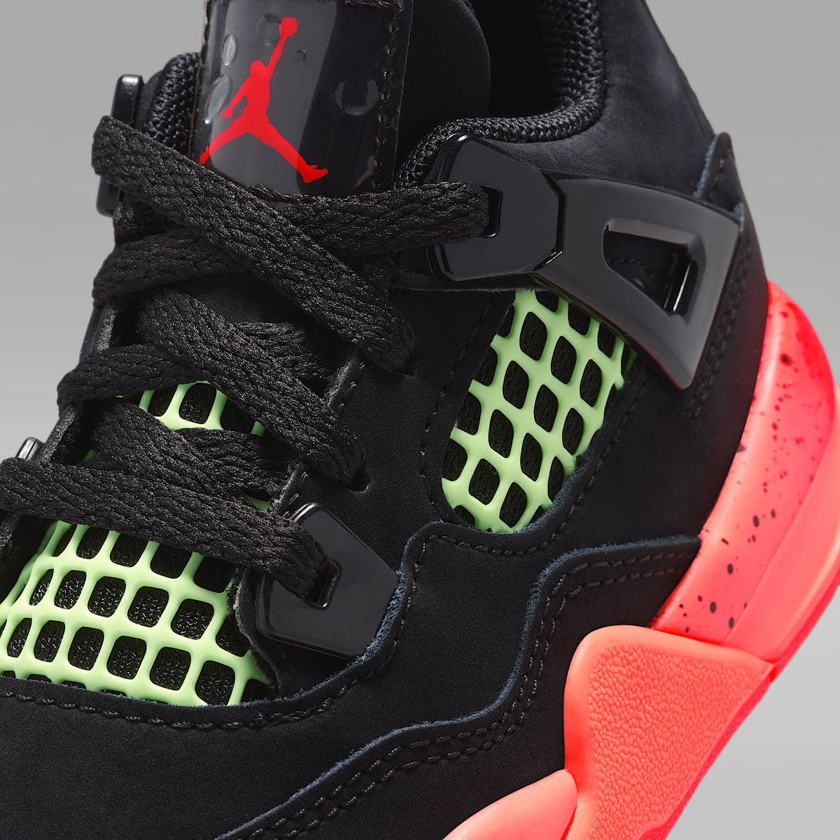 Jordan 4 Retro – Negro/Mango brillante/Voltio ligero/Infrarrojo 23 – vista 7