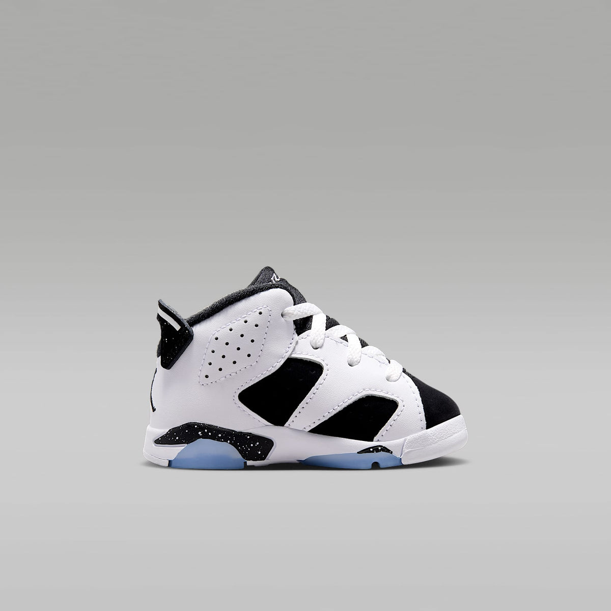 Jordan 6 Retro "Black and White" – Blanco/Negro – vista 3