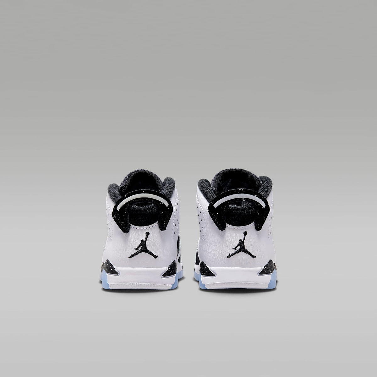 Jordan 6 Retro "Black and White" – Blanco/Negro – vista 6