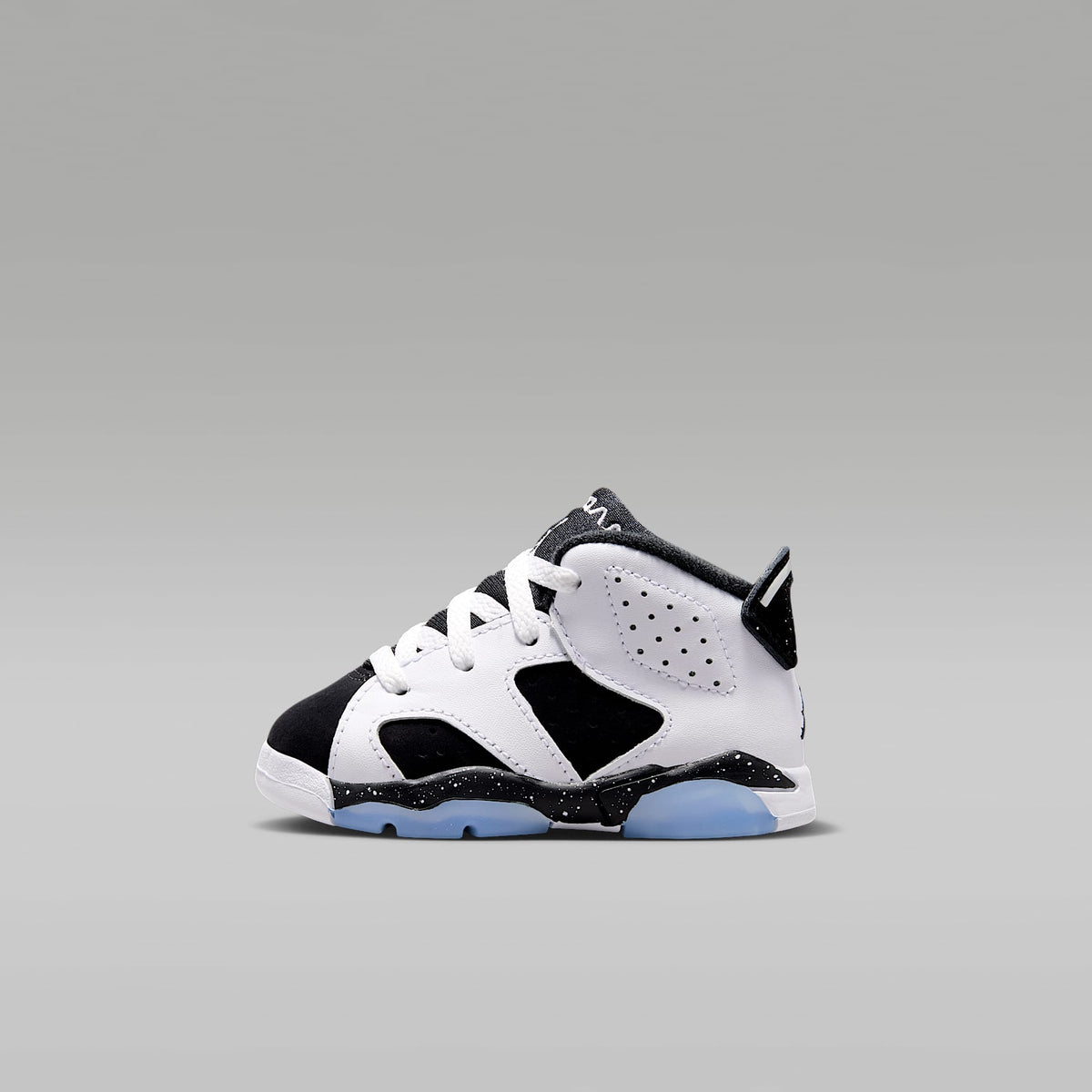 Jordan 6 Retro "Black and White" – Blanco/Negro – vista 1