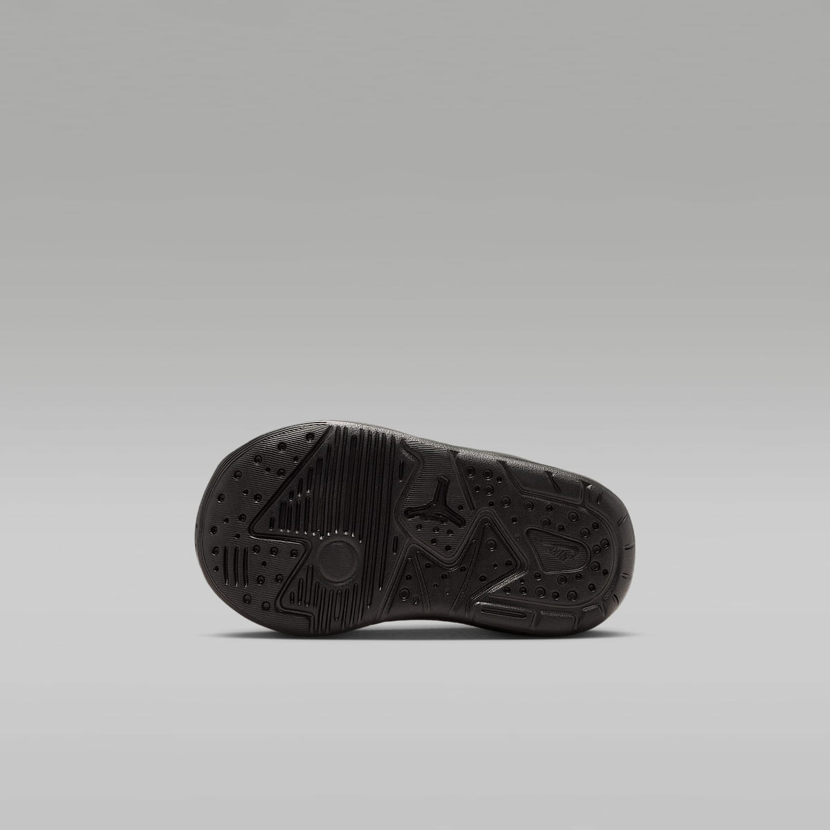 Jordan CMFT Era – Negro/Rojo gimnasio/Antracita/Negro – vista 2