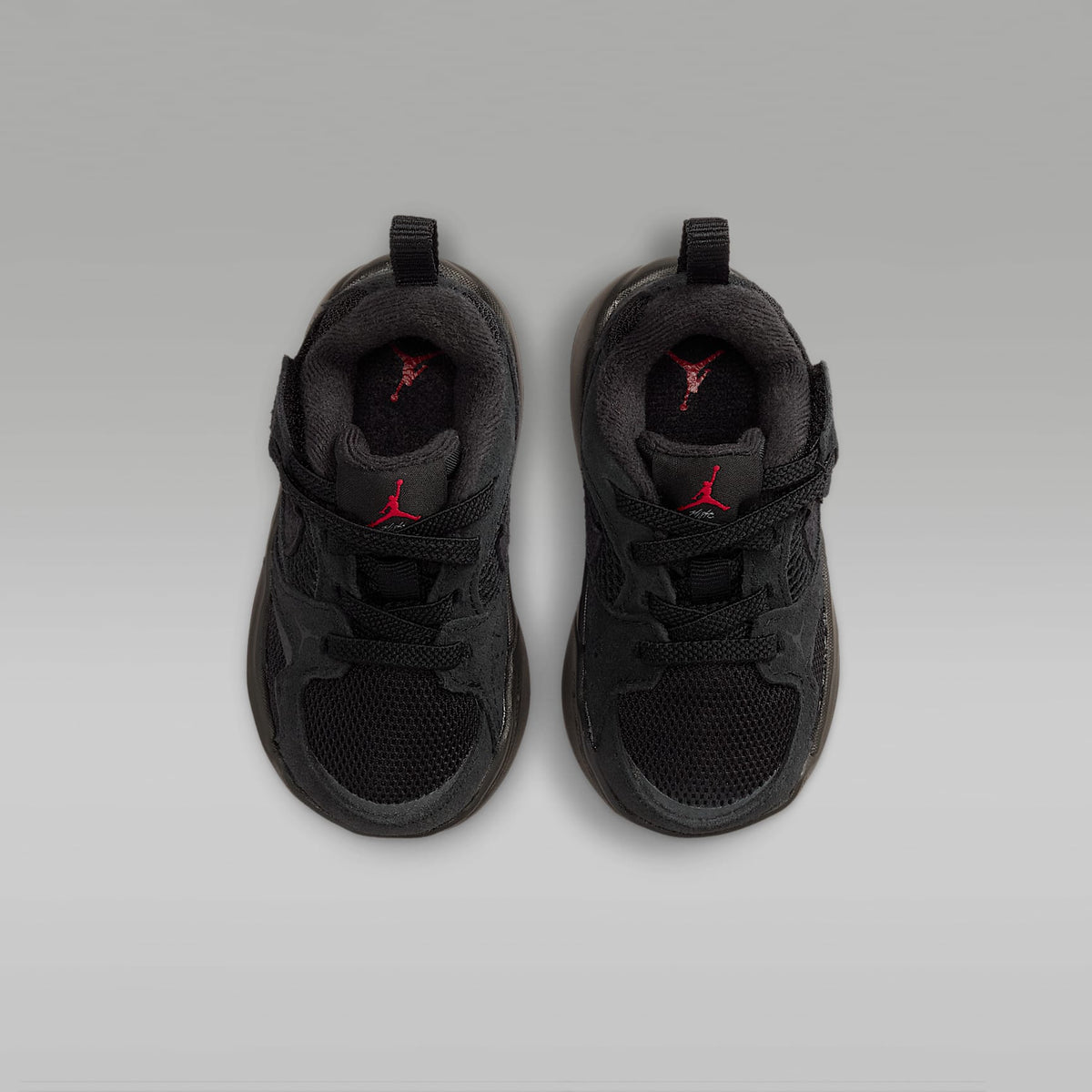 Jordan CMFT Era – Negro/Rojo gimnasio/Antracita/Negro – vista 4