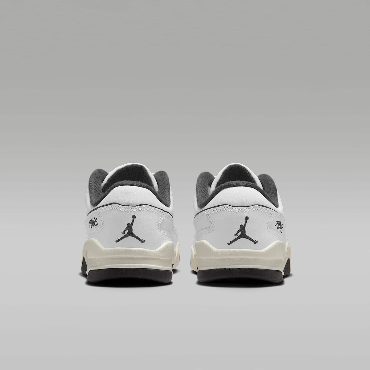 Jordan Flight Court – Blanco/Vela/Negro – vista 6