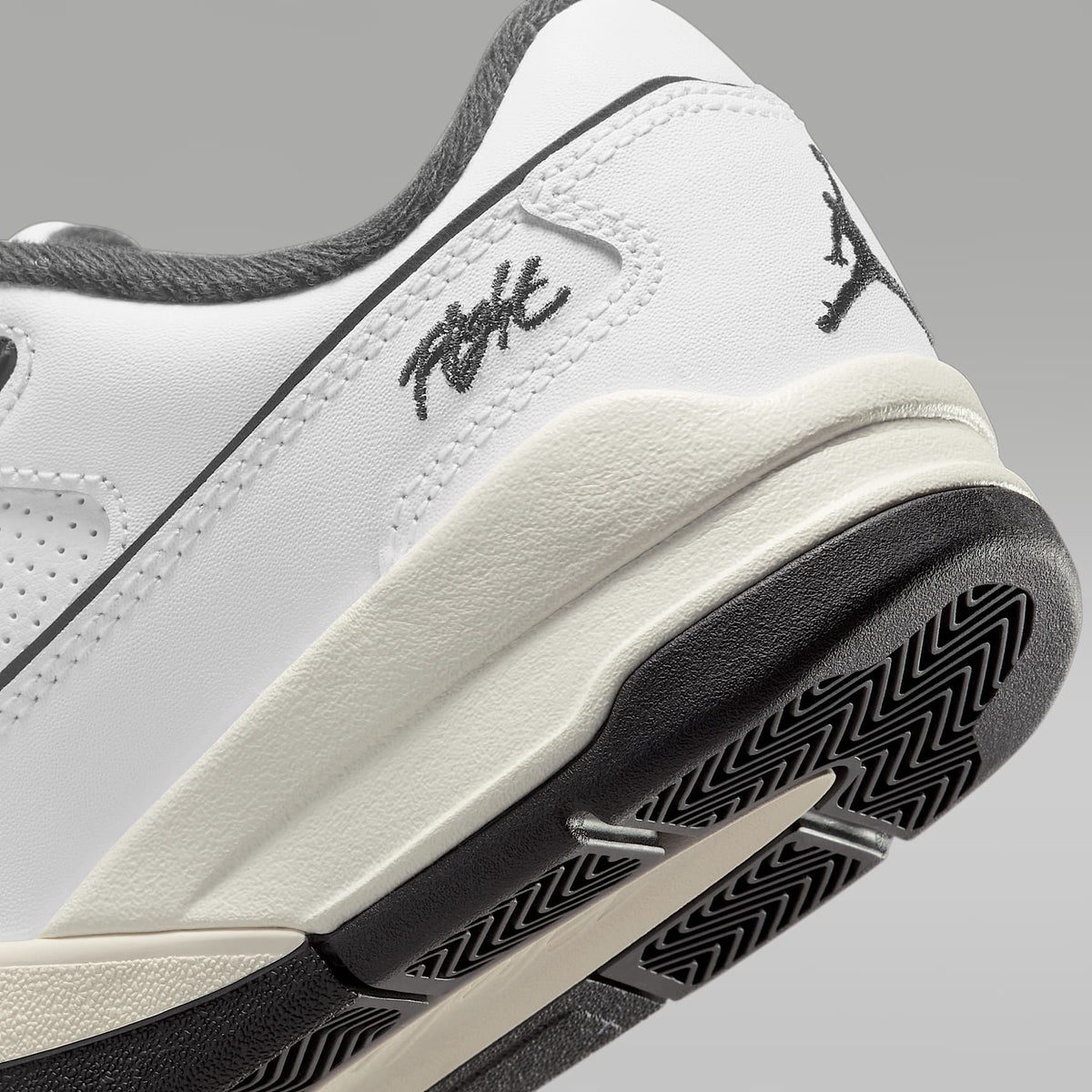 Jordan Flight Court – Blanco/Vela/Negro – vista 8
