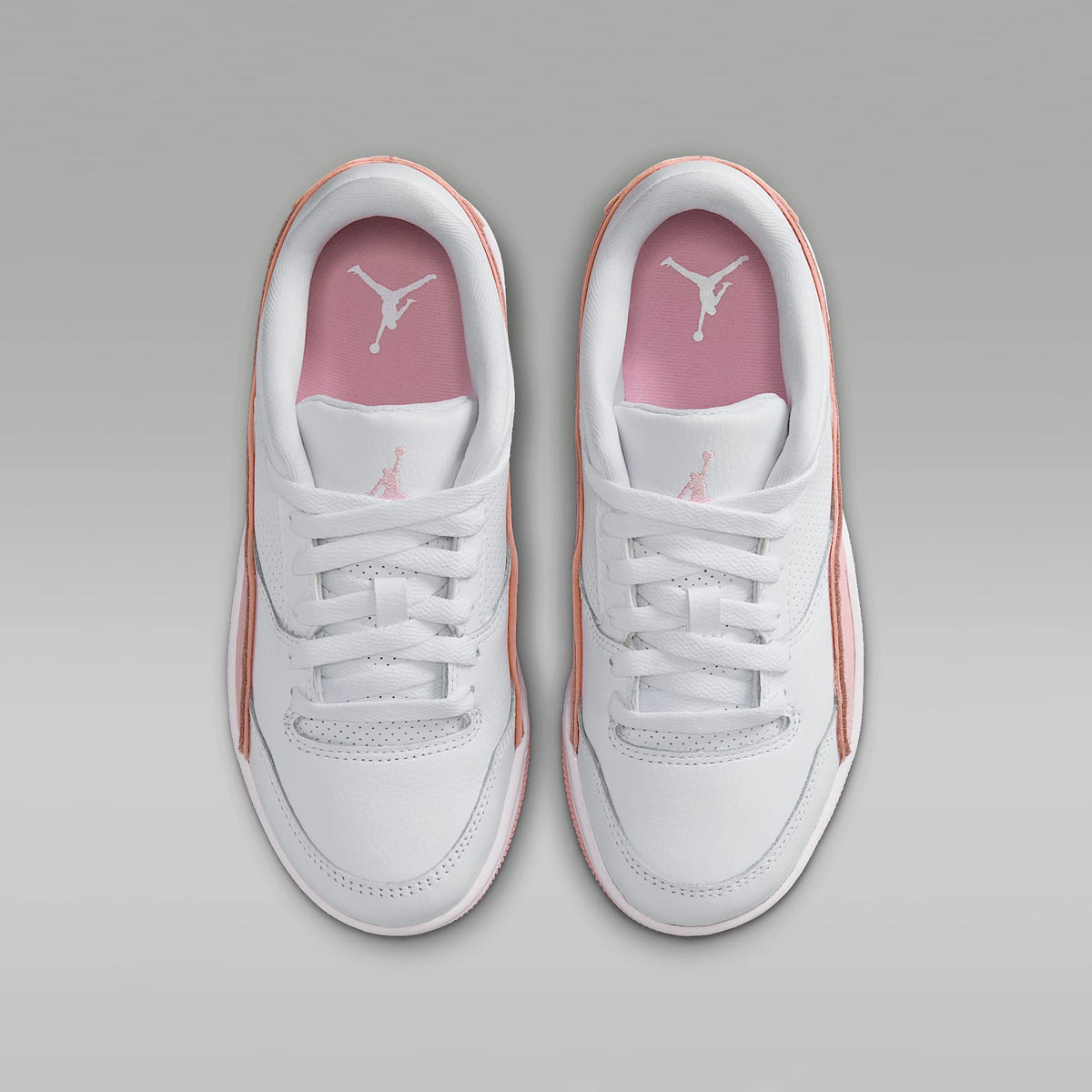 Jordan Flight Court – Blanco/Rosa suave medio – vista 4